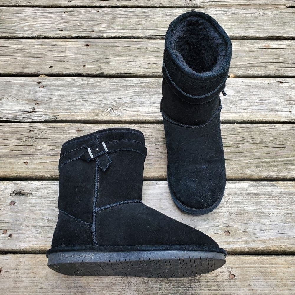 Bearpaw Val Black Suede Leather Sheep Shearling Lined Buckle Warm Cozy Boots 9‎